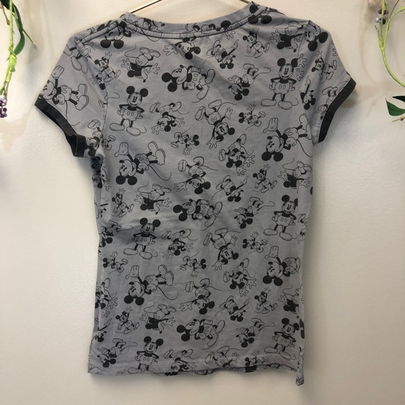 5/$20 Disney Parks Mickey Mouse Pocket Tee - Picture 4 of 4